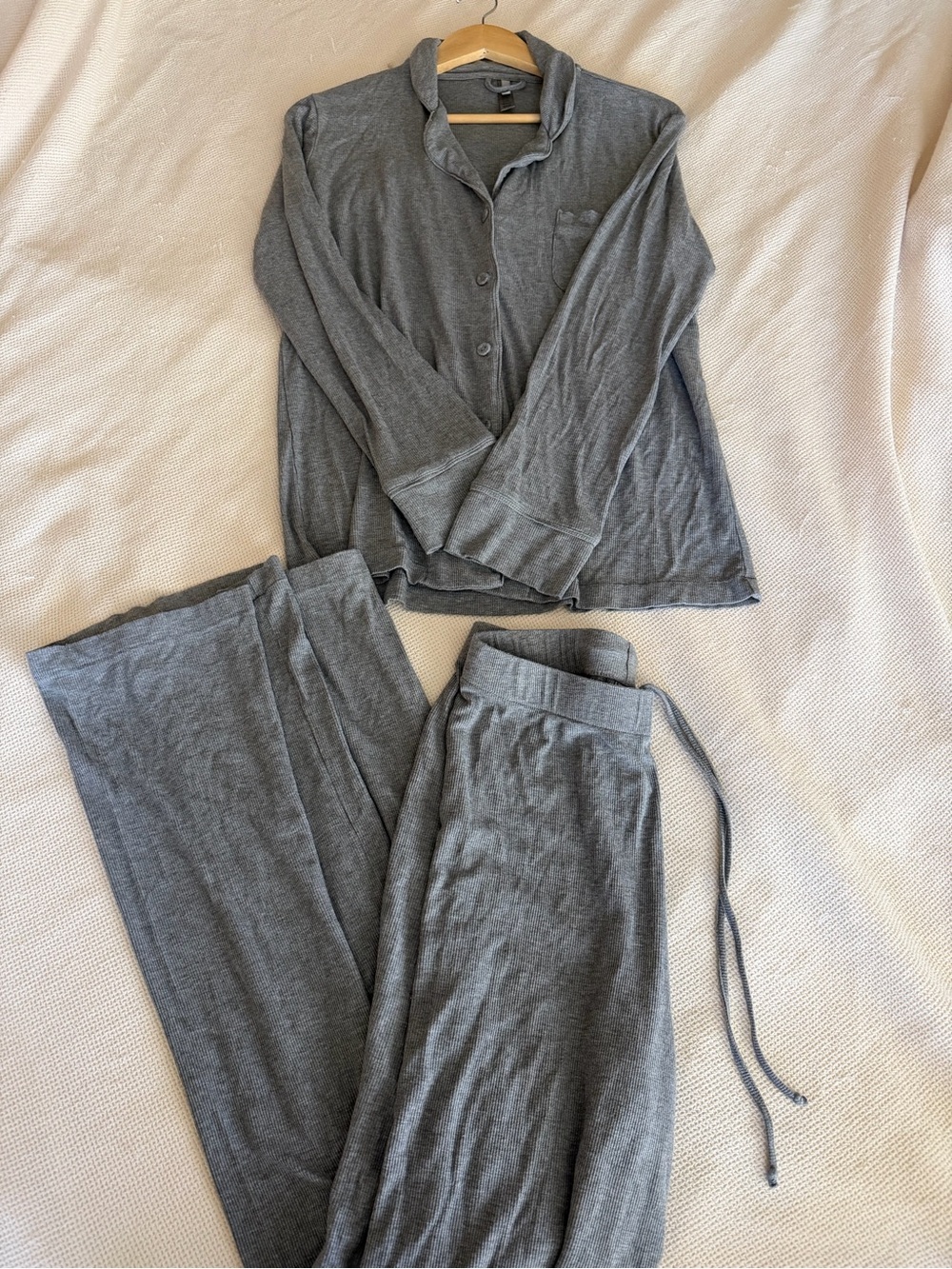 SKIMS Soft Lounge Sleep Set Gray Soft Lounge Set Size Small - Picture 4 of 6